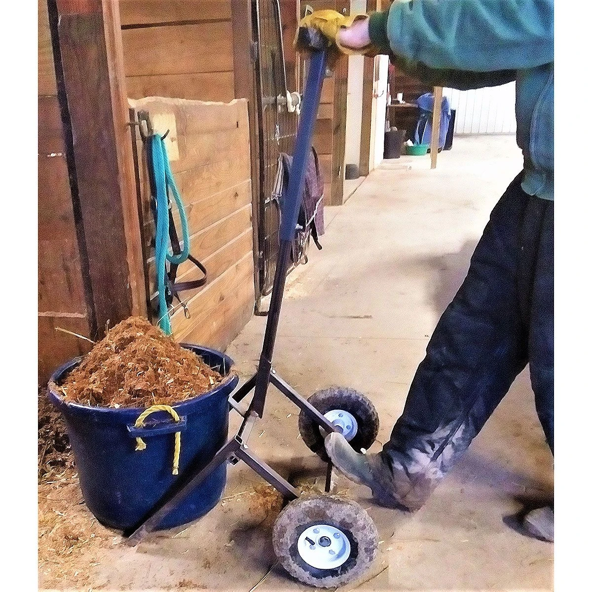 Original Easy Lift Muck Bucket Cart 4 Original Easy Lift Muck Bucket Cart - Image 2