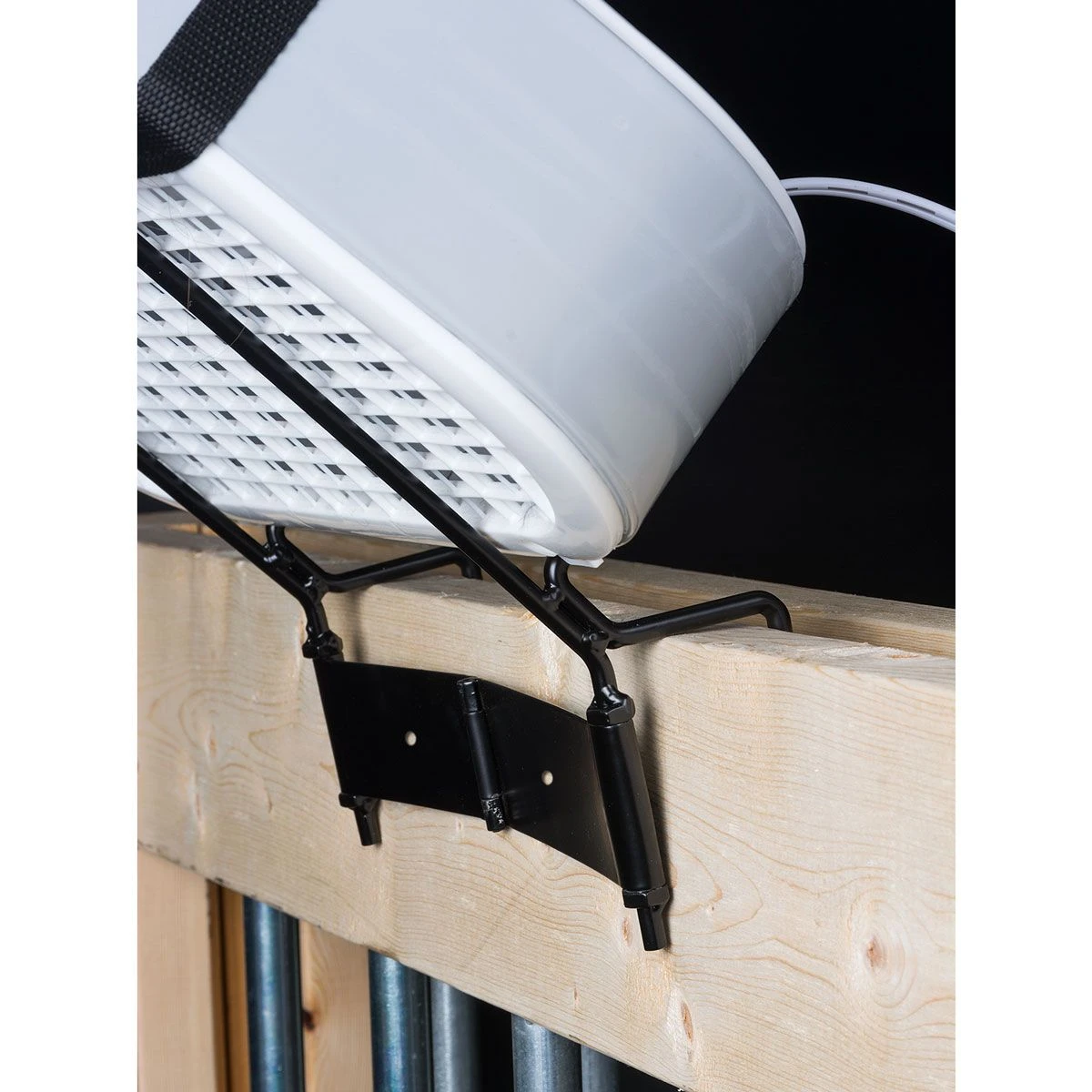 Tough 1 Metal Box Fan Holder 4 Tough 1 Metal Box Fan Holder - Image 2